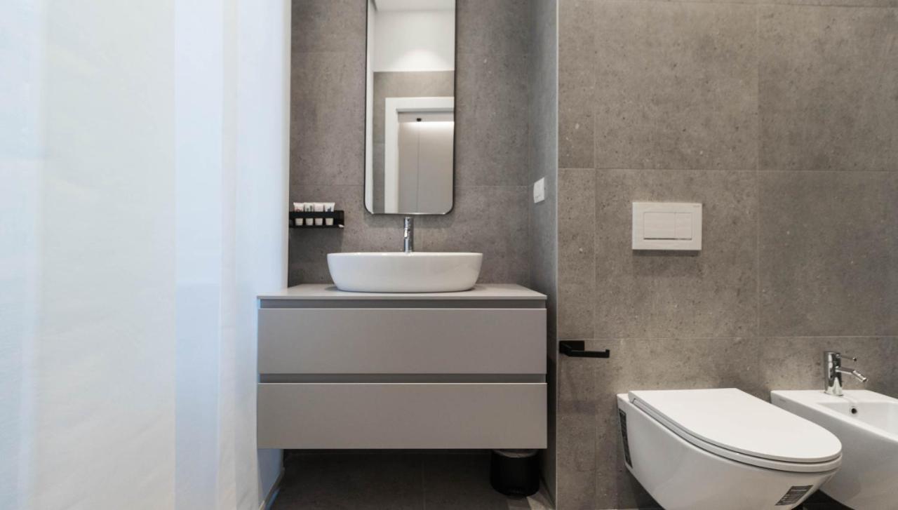 Italianway - Pindemonte 1 Apartment Milan Luaran gambar